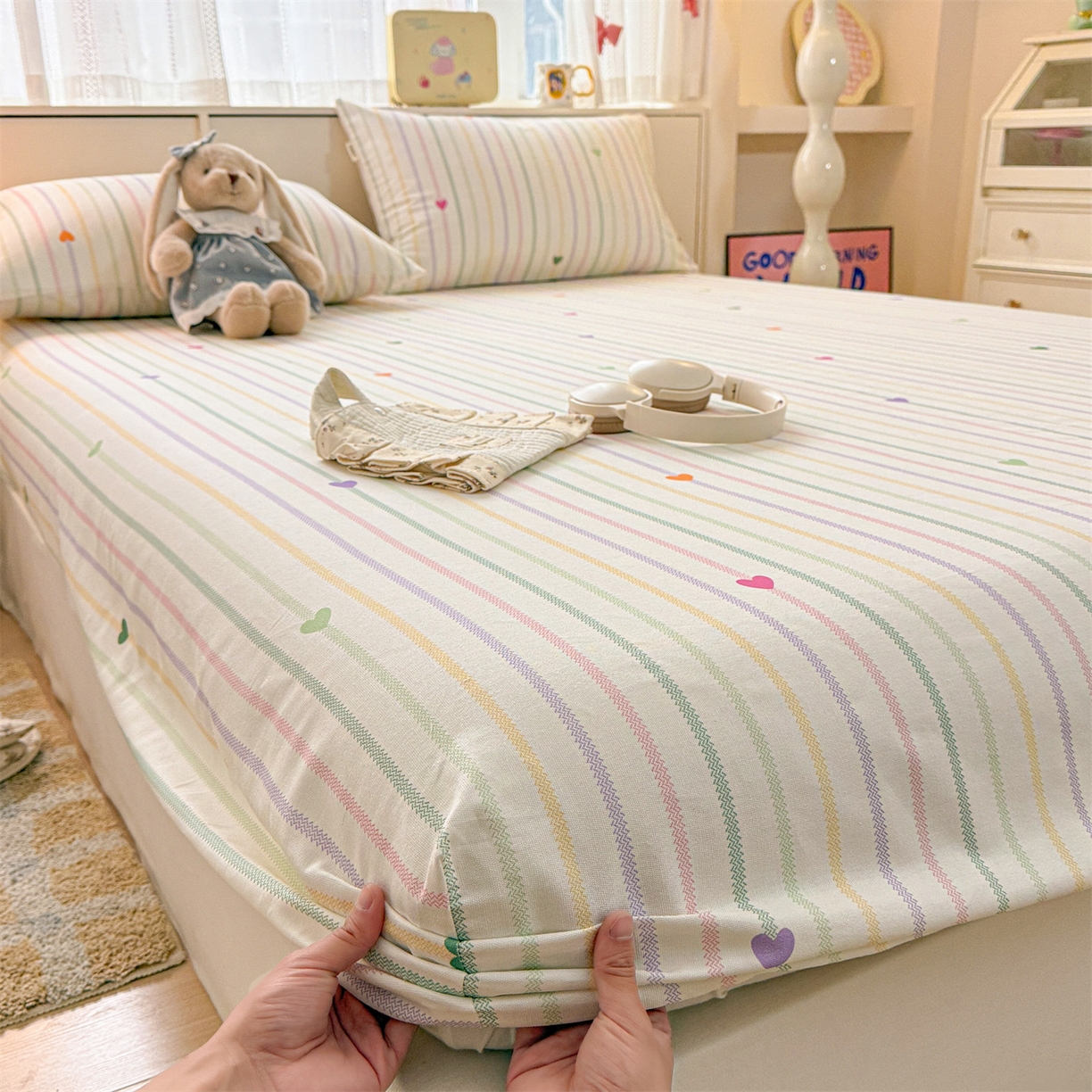 91家纺网 家纺一手货源 找家纺 名兮家居 2026春夏新款A类全棉纯棉老粗布床笠 床笠单件 竖条小爱心