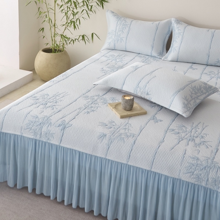 91家纺网 家纺一手货源 找家纺 金绣美居 2026春夏新款PE高分子复合凉感席双面提床裙款凉席三件套-竹影 竹影-蓝色