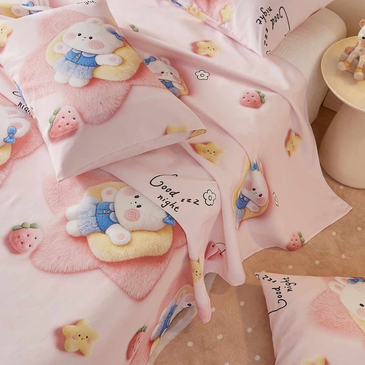 91家纺网 家纺一手货源 找家纺 奇丝雅 2026新款数码印花5D加厚老粗布床单单件双人家用特厚被单三件套学生宿舍床单凉席 甜心兔语