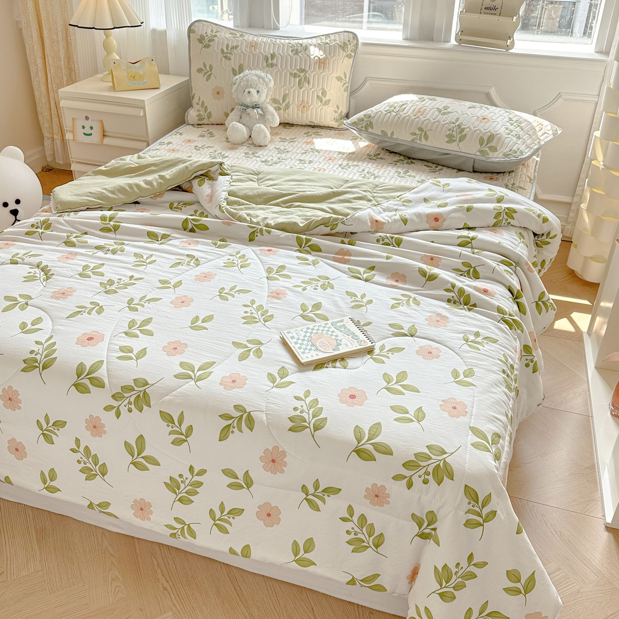 91家纺网 家纺一手货源 找家纺 慕尚家纺 2026新款乳胶凉席夏被空调被夏凉被套装组合 仙草