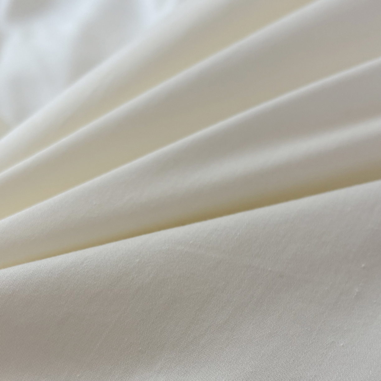 91家纺网 家纺一手货源 找家纺 合欢（原天一阁） 2026春夏新款50s双股长绒棉100支刺绣全棉纯棉四件套礼盒装 花颜-奶白+粉