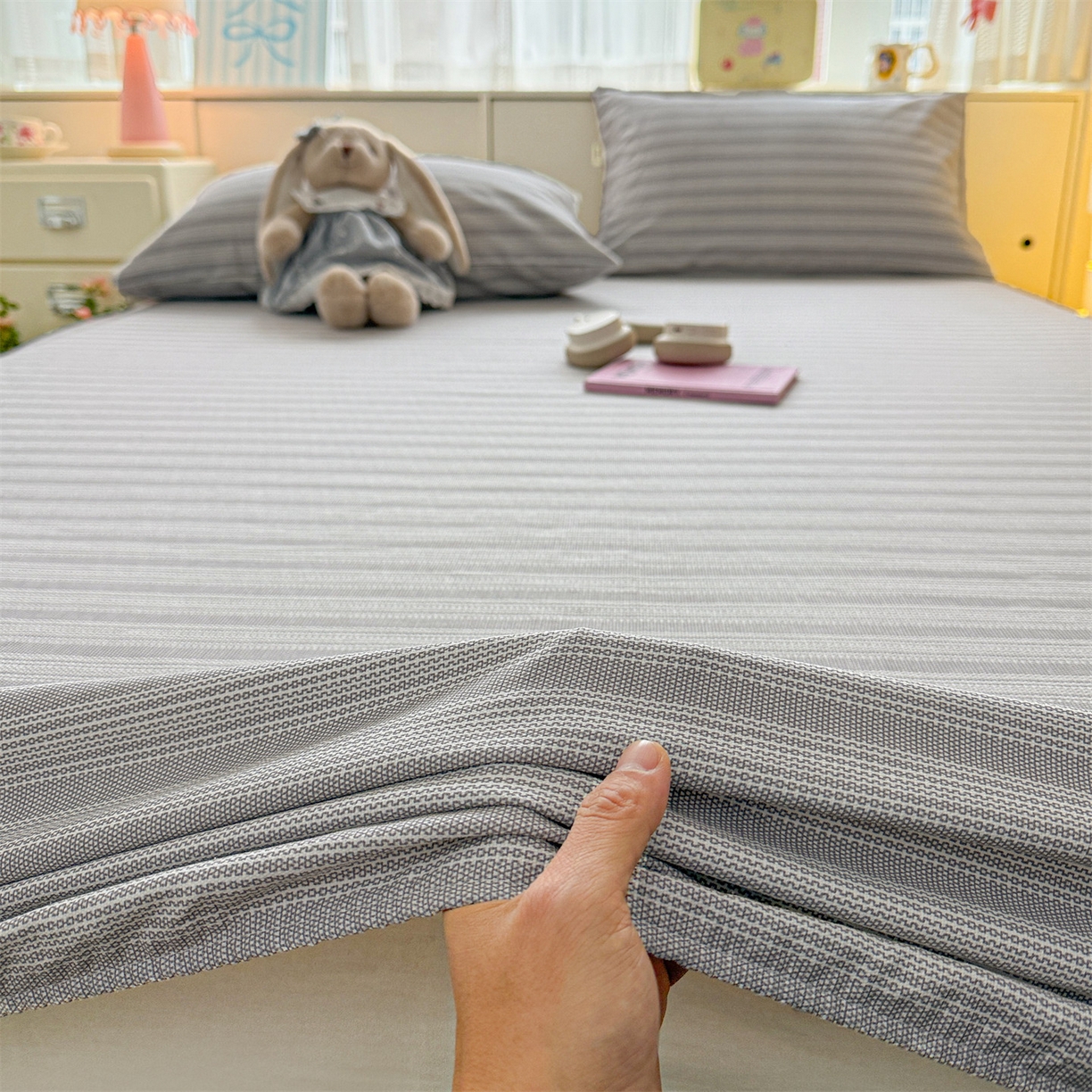91家纺网 家纺一手货源 找家纺 名兮家居 2026春夏新款A类全棉纯棉老粗布床笠 床笠单件 条纹灰