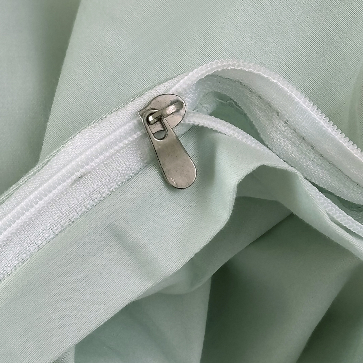 91家纺网 家纺一手货源 找家纺 合欢（原天一阁） 2026春夏新款50s双股长绒棉100支刺绣全棉纯棉四件套礼盒装 花颜-青柠绿