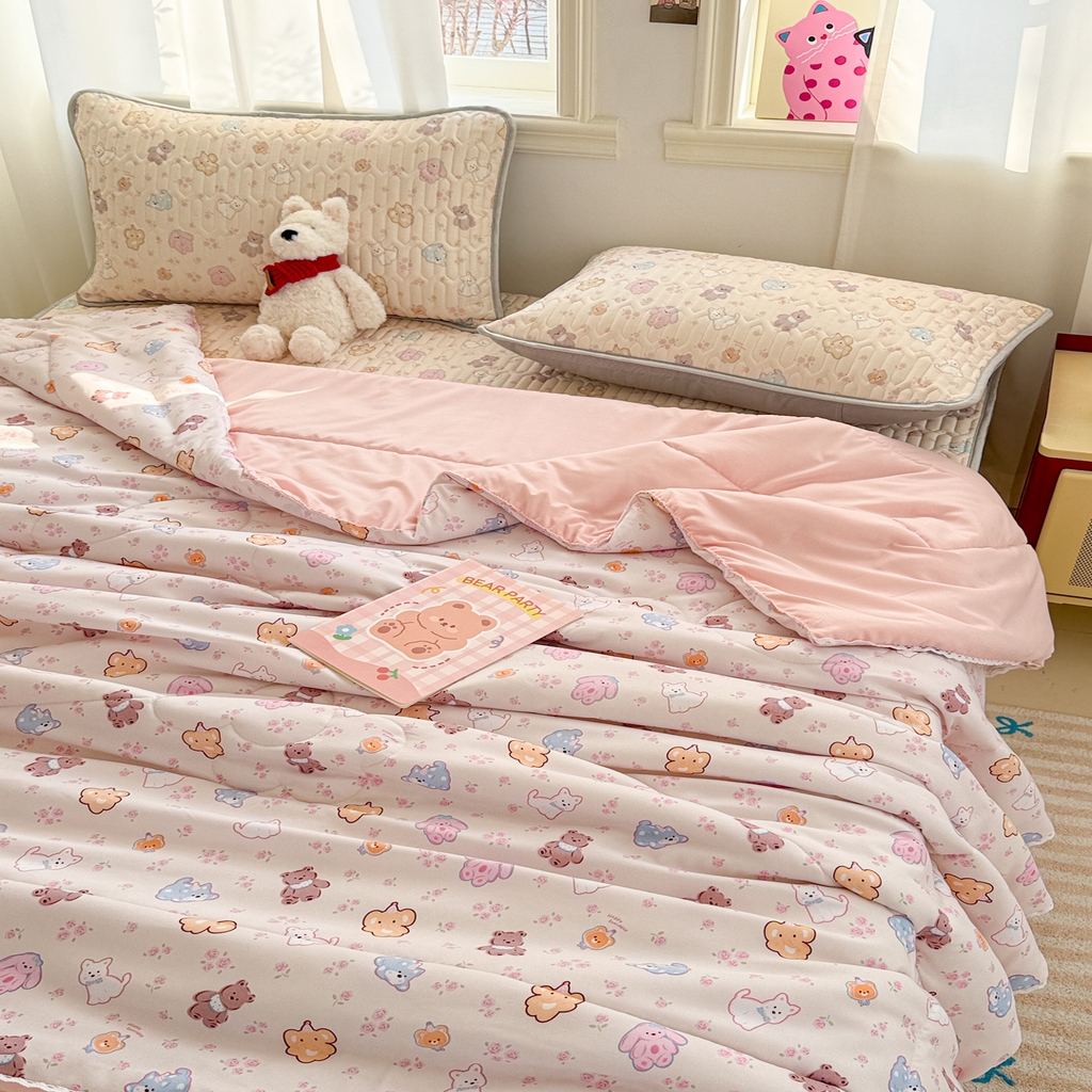 91家纺网 家纺一手货源 找家纺 慕尚家纺 2026新款乳胶凉席夏被空调被夏凉被套装组合 小奶狗