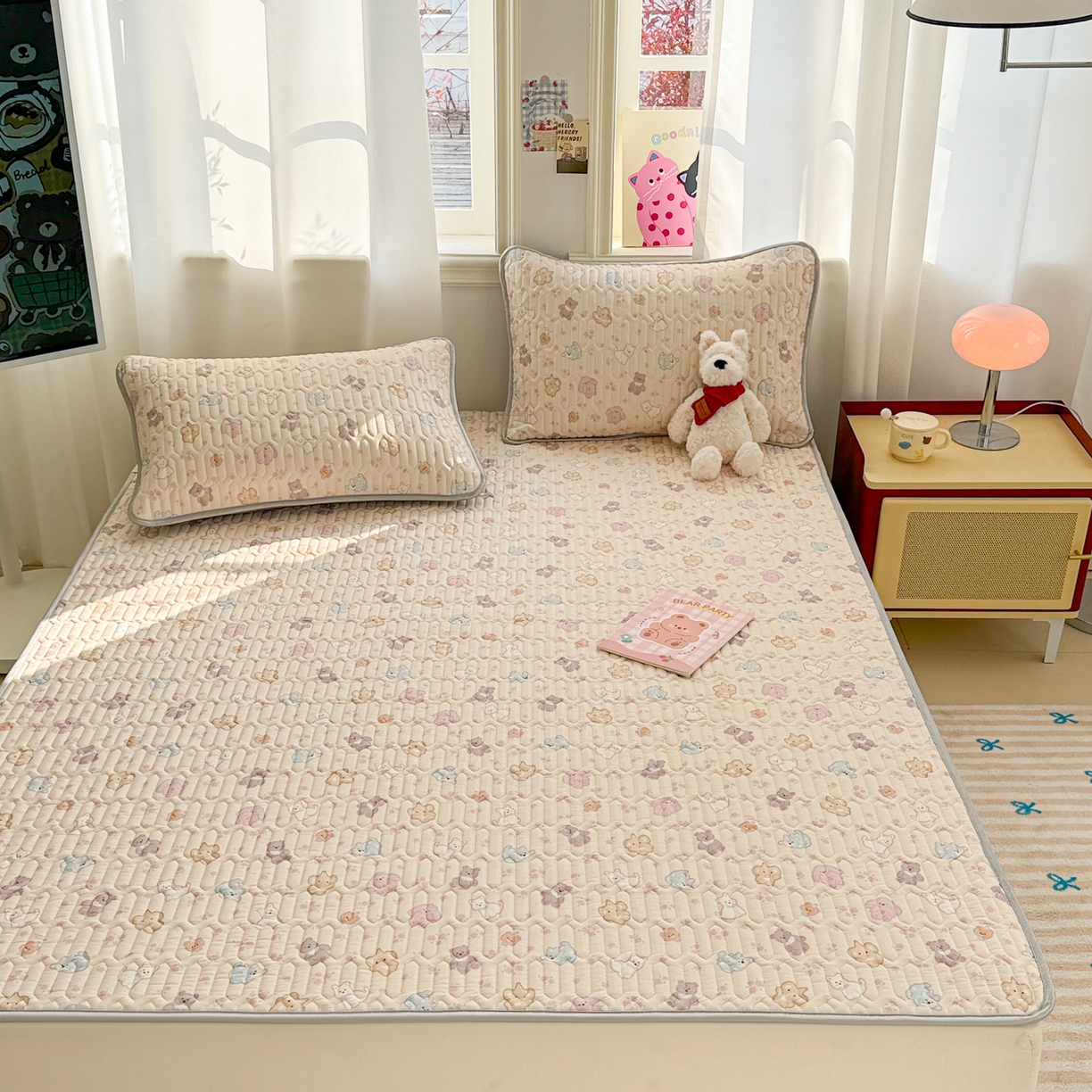 91家纺网 家纺一手货源 找家纺 慕尚家纺 2026新款乳胶凉席夏被空调被夏凉被套装组合 小奶狗