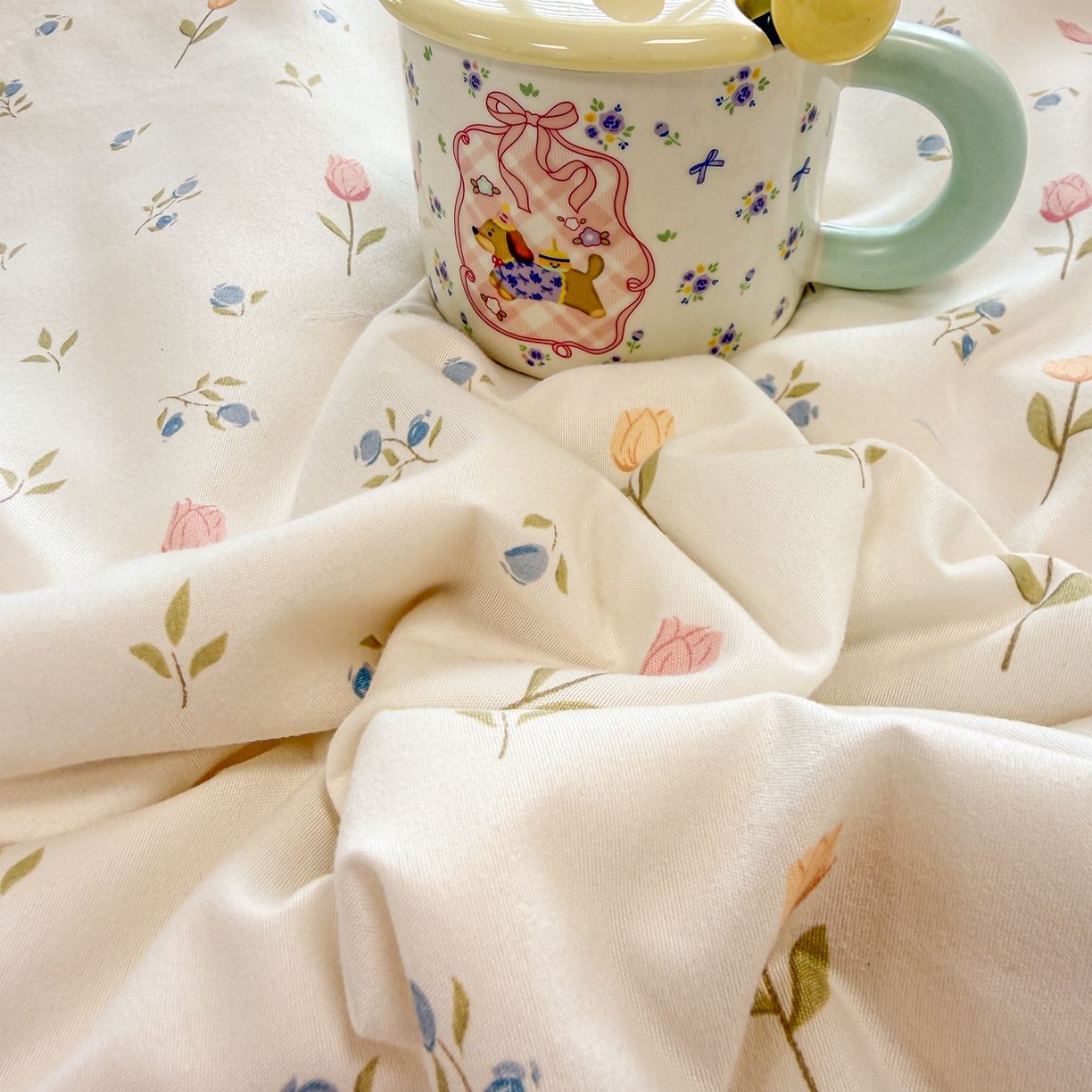 91家纺网 家纺一手货源 找家纺 慕尚家纺 2026新款乳胶凉席夏被空调被夏凉被套装组合 小仙朵儿