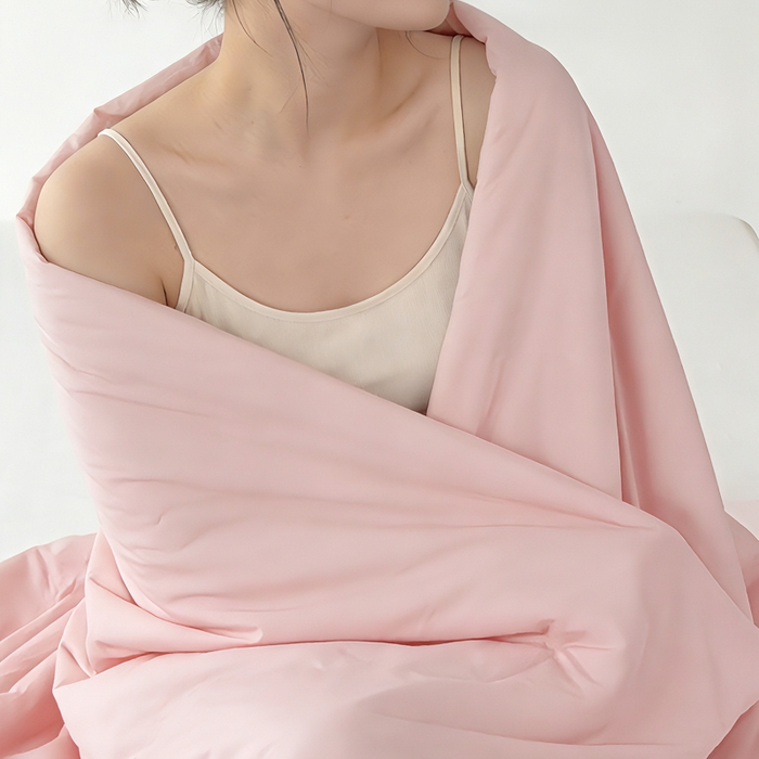 91家纺网 家纺一手货源 找家纺 蓝雀翎 2026新款凉感丝抗菌夏被 桔雾粉