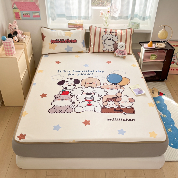 91家纺网 家纺一手货源 找家纺 桃子家居 2026新款正版授权miiiiichan大版数码印花1200D凉席三件套平铺床笠 冰感席miiiiichan-星愿小狗