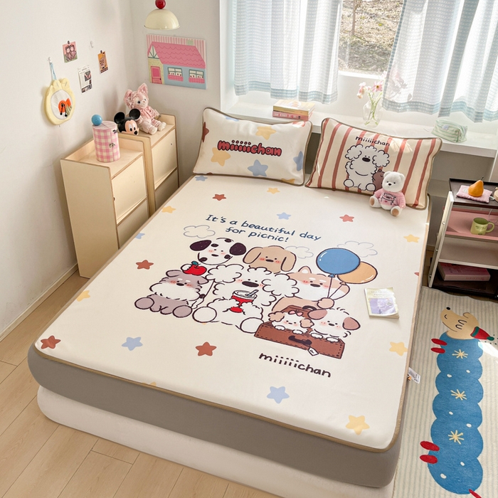 91家纺网 家纺一手货源 找家纺 桃子家居 2026新款正版授权miiiiichan大版数码印花1200D凉席三件套平铺床笠 冰感席miiiiichan-星愿小狗