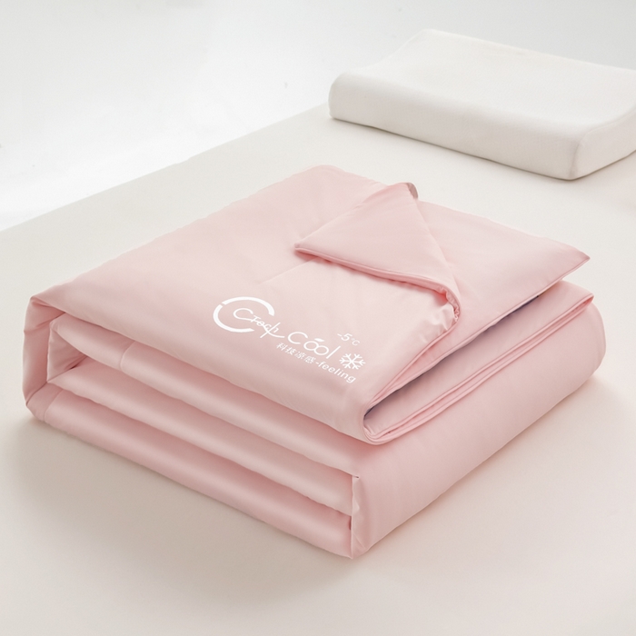 91家纺网 家纺一手货源 找家纺 蓝雀翎 2026新款凉感丝抗菌夏被 桔雾粉