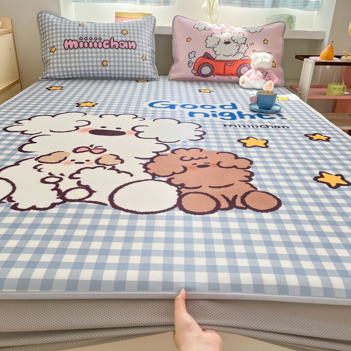 91家纺网 家纺一手货源 找家纺 桃子家居 2026新款正版授权miiiiichan大版数码印花1200D凉席三件套平铺床笠 冰感席miiiiichan-俏皮小狗