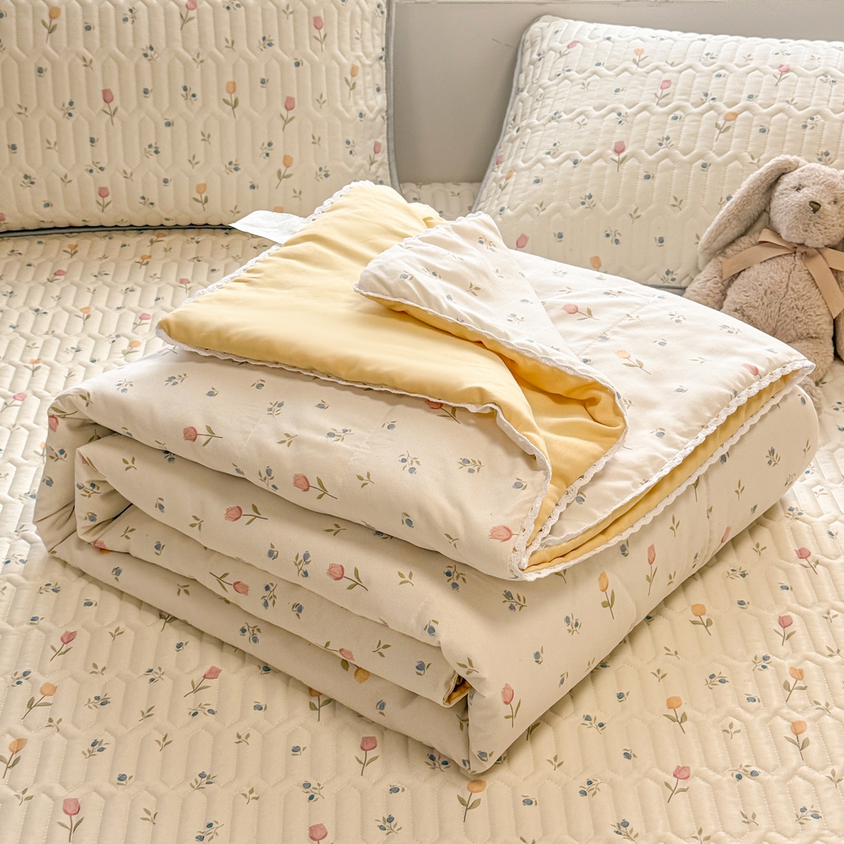 91家纺网 家纺一手货源 找家纺 慕尚家纺 2026新款乳胶凉席夏被空调被夏凉被套装组合 小仙朵儿