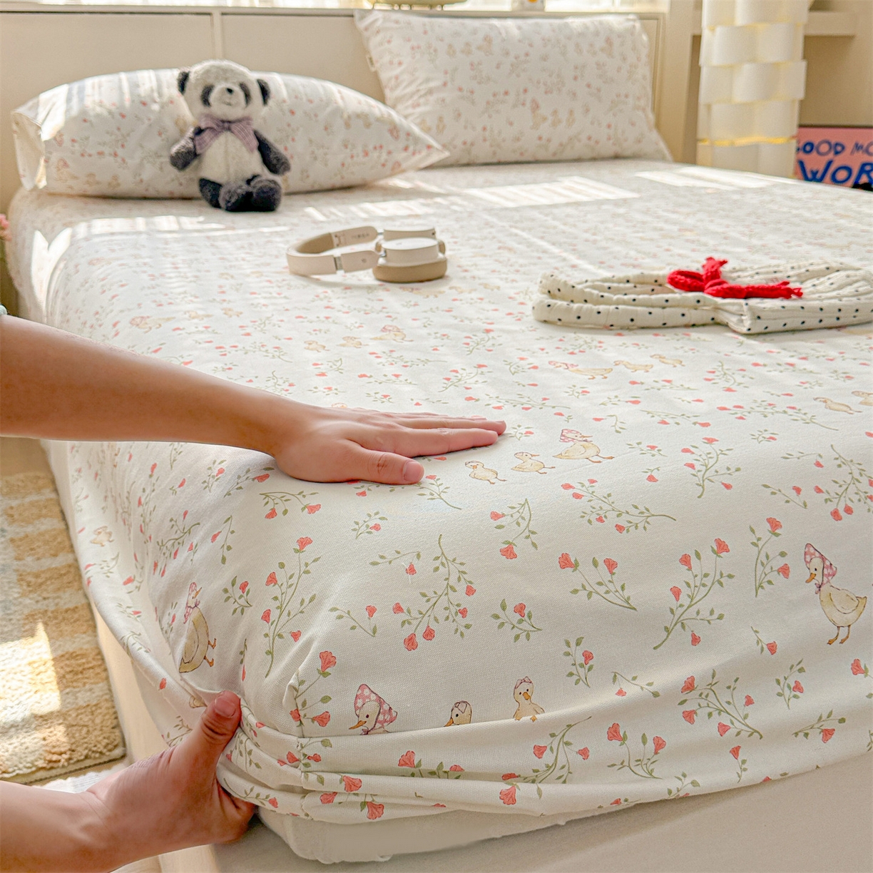 91家纺网 家纺一手货源 找家纺 名兮家居 2026春夏新款A类全棉纯棉老粗布床笠 床笠单件 鸭鸭春游