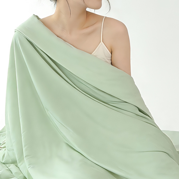 91家纺网 家纺一手货源 找家纺 蓝雀翎 2026新款凉感丝抗菌夏被 浅水绿