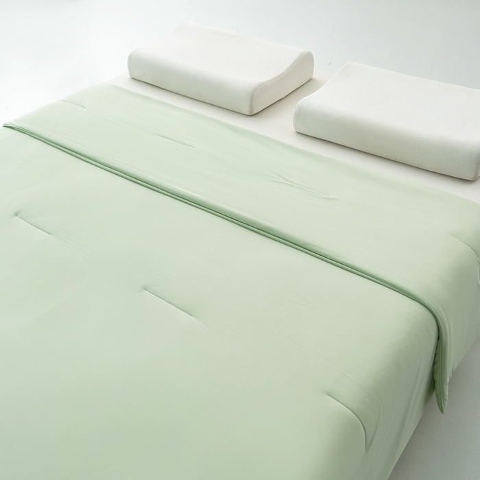 91家纺网 家纺一手货源 找家纺 蓝雀翎 2026新款凉感丝抗菌夏被 浅水绿