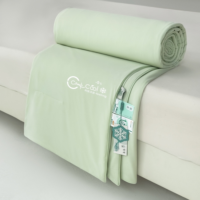 91家纺网 家纺一手货源 找家纺 蓝雀翎 2026新款凉感丝抗菌夏被 浅水绿