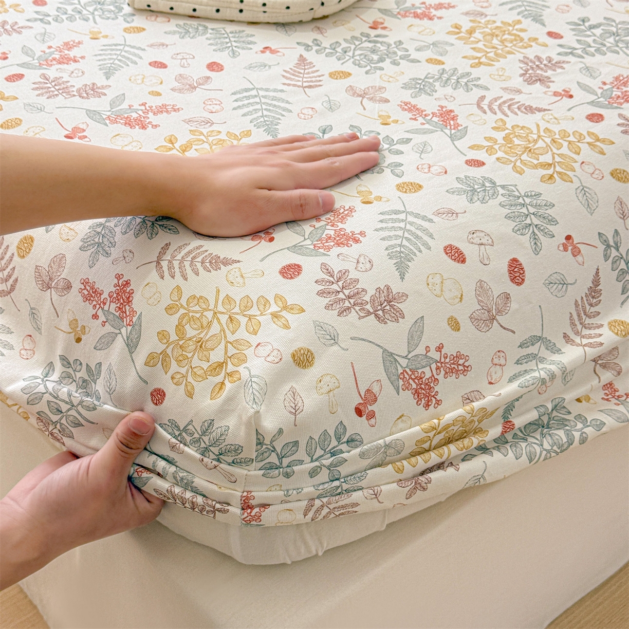 91家纺网 家纺一手货源 找家纺 名兮家居 2026春夏新款A类全棉纯棉老粗布床笠 床笠单件 叶语红果