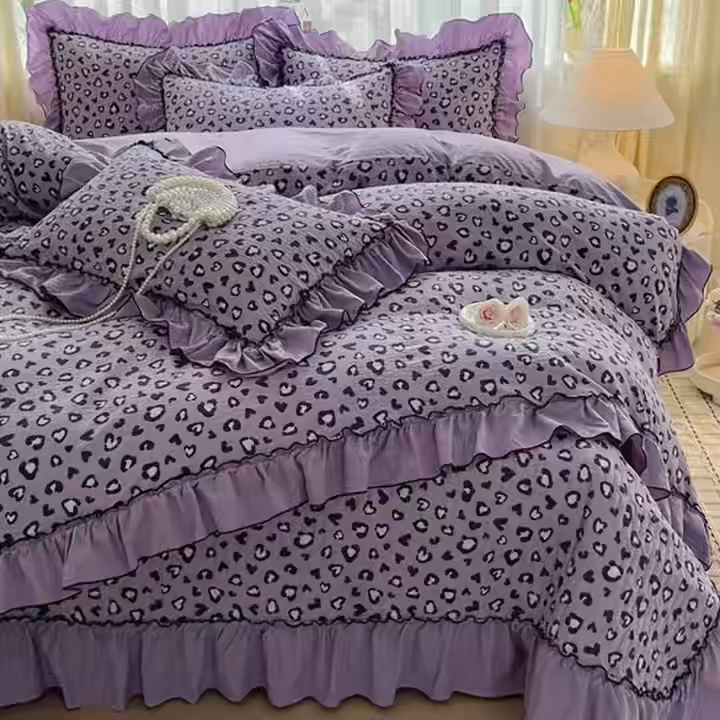 91家纺网 家纺一手货源 找家纺 妮恒美 2026新款法式床盖款四件套 紫色豹纹