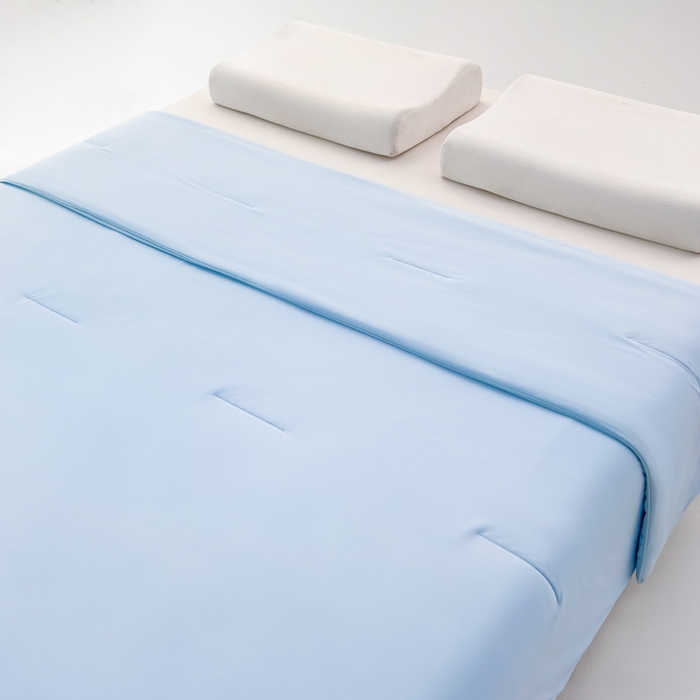 91家纺网 家纺一手货源 找家纺 蓝雀翎 2026新款凉感丝抗菌夏被 天空蓝