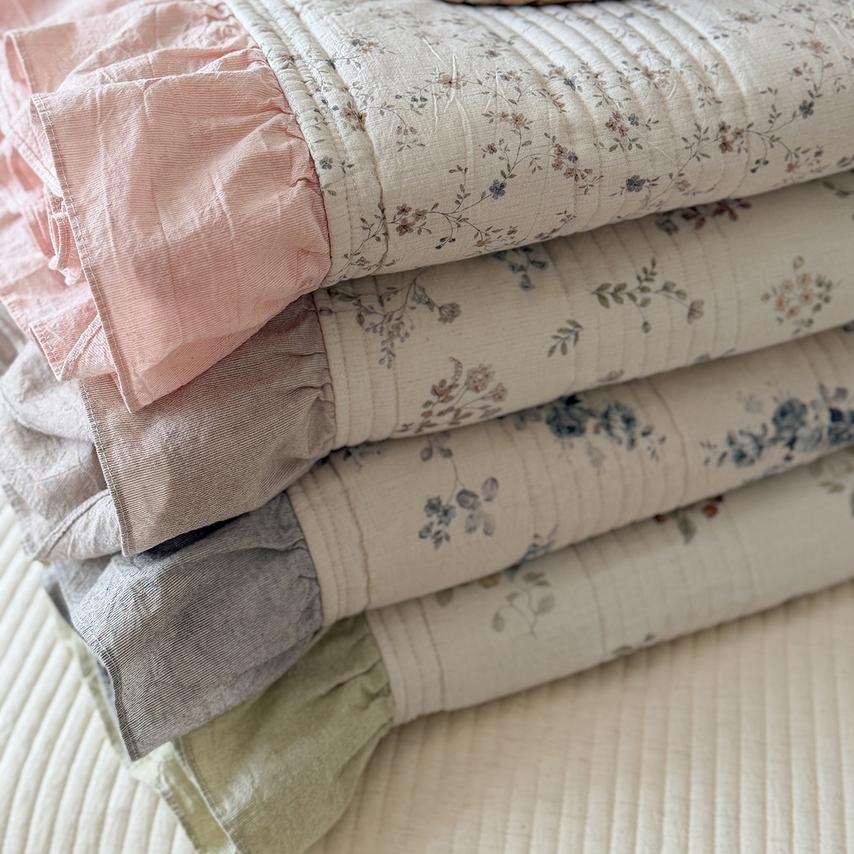 漫调家纺 2026春夏新品双面棉麻法式荷叶边高温水洗夏被可配夏被四件套床单床盖四件套 组合