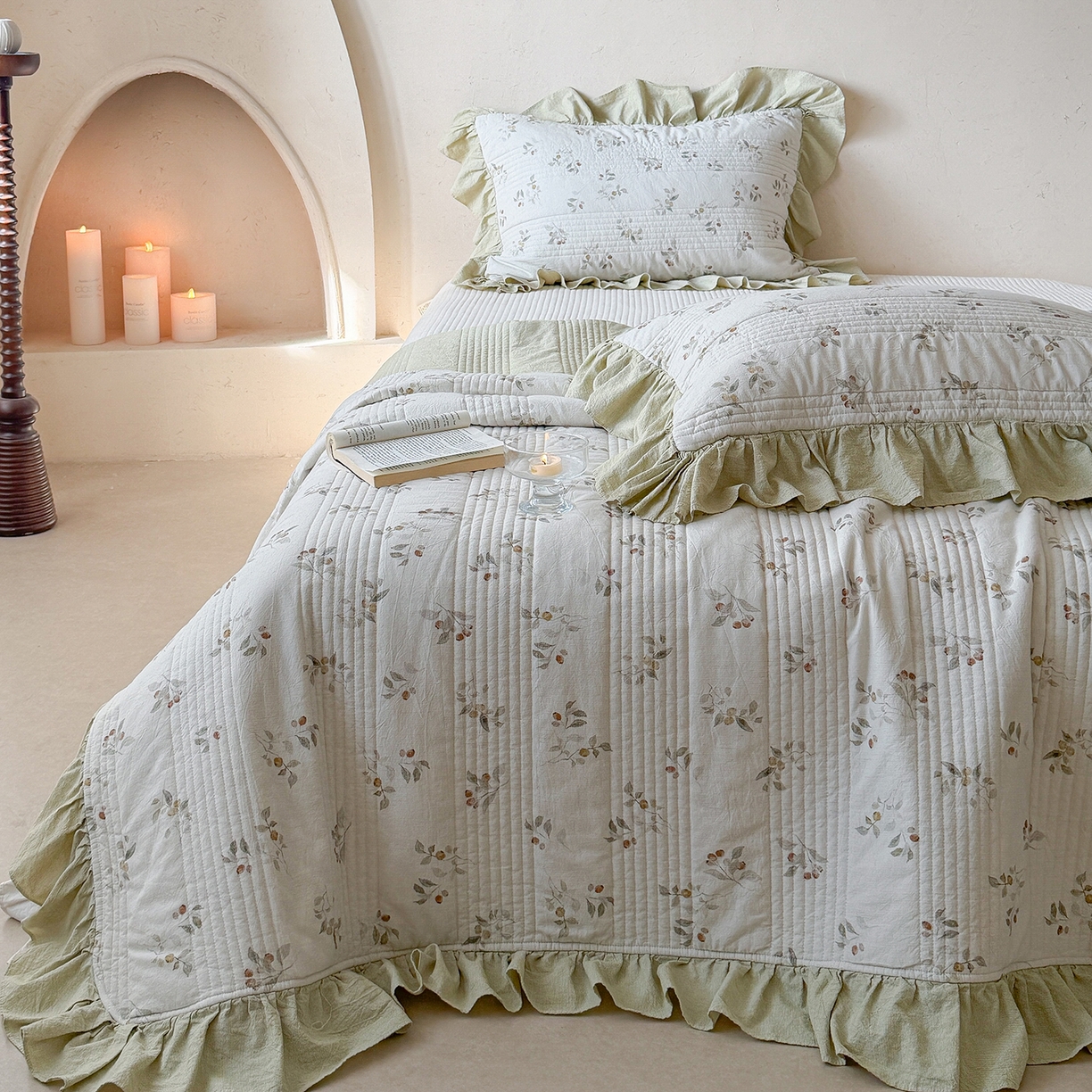 91家纺网 家纺一手货源 找家纺 漫调家纺 2026春夏新品双面棉麻法式荷叶边高温水洗夏被可配夏被四件套床单床盖四件套 青枝野果