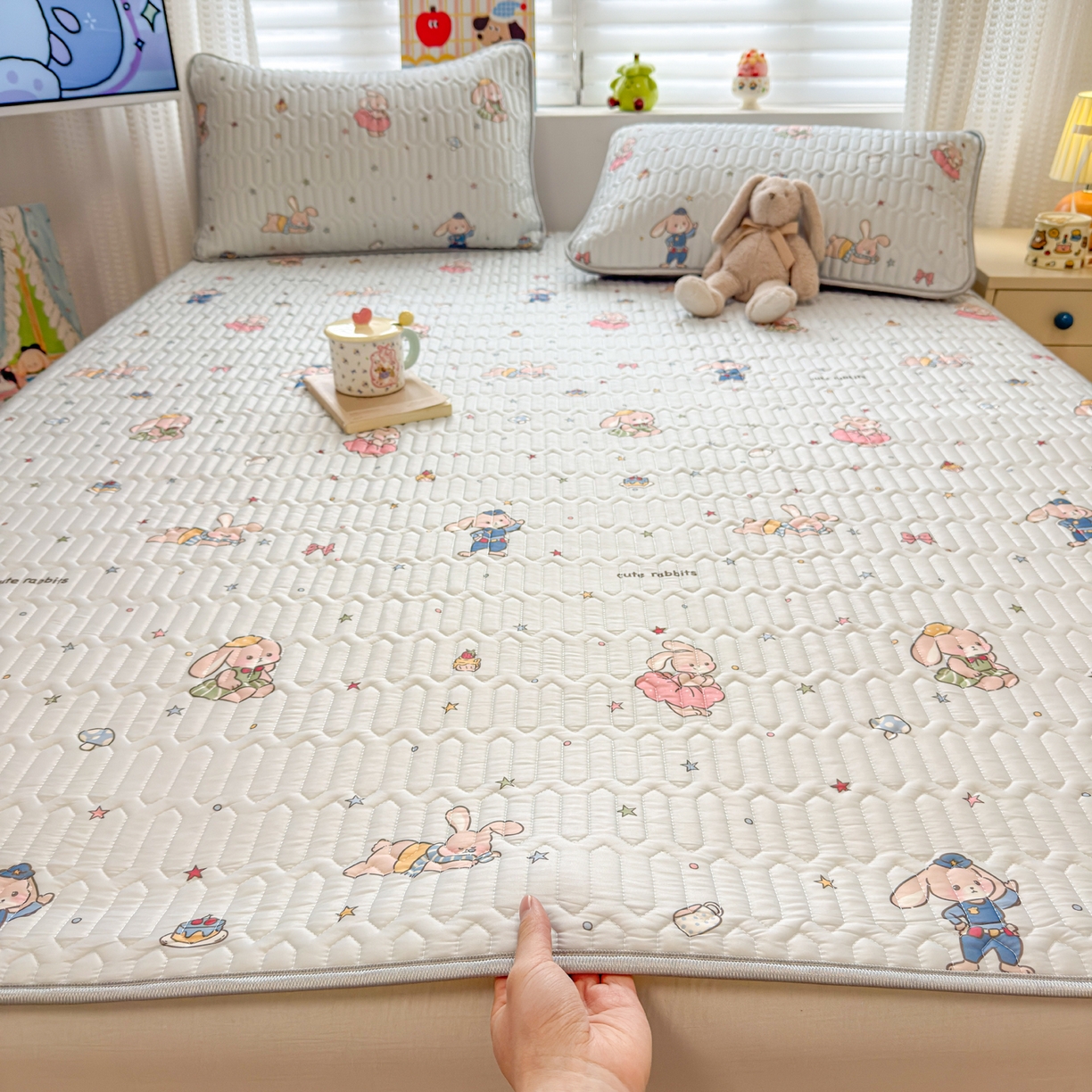 91家纺网 家纺一手货源 找家纺 慕尚家纺 2026新款乳胶凉席夏被空调被夏凉被套装组合 疯狂动物