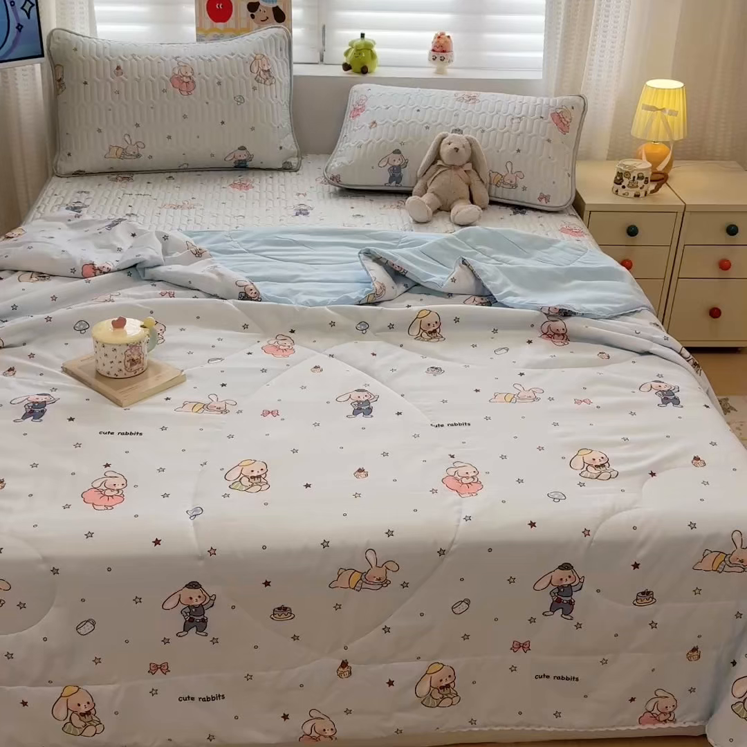 91家纺网 家纺一手货源 找家纺 慕尚家纺 2026新款乳胶凉席夏被空调被夏凉被套装组合 疯狂动物