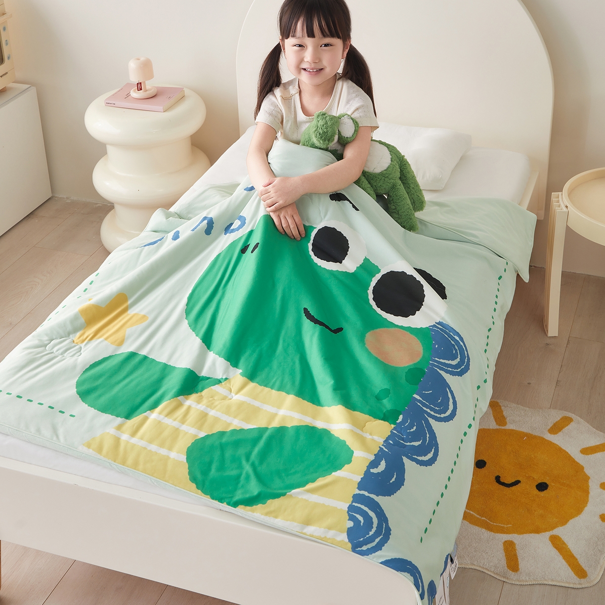 91家纺网 家纺一手货源 找家纺 （总）荷马之梦 2026新款凉凉萌宠—原创卡通针织凉感山茶蚕丝儿童双感夏被夏凉被空调被