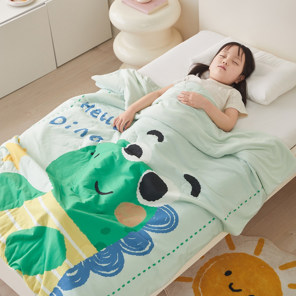 91家纺网 家纺一手货源 找家纺 荷马之梦 2026新款凉凉萌宠—原创卡通针织凉感山茶蚕丝儿童双感夏被夏凉被空调被 恐龙哈尔