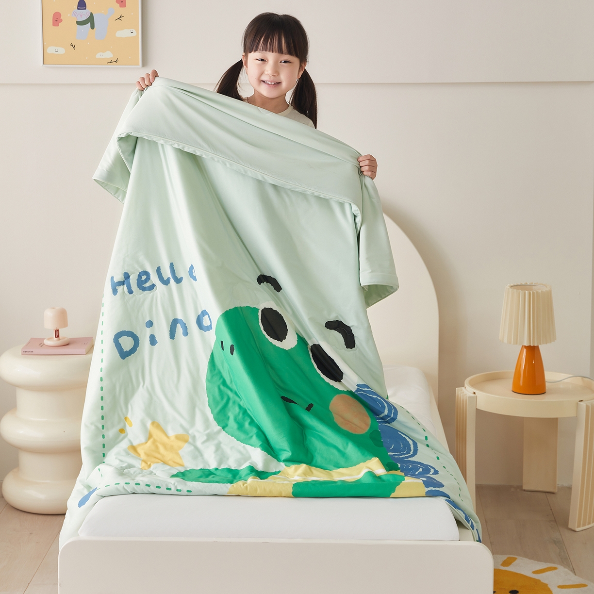 91家纺网 家纺一手货源 找家纺 荷马之梦 2026新款凉凉萌宠—原创卡通针织凉感山茶蚕丝儿童双感夏被夏凉被空调被 恐龙哈尔