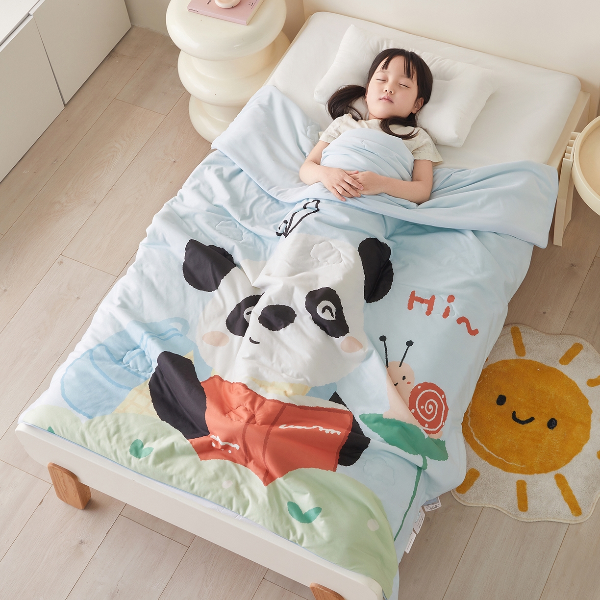 91家纺网 家纺一手货源 找家纺 荷马之梦 2026新款凉凉萌宠—原创卡通针织凉感山茶蚕丝儿童双感夏被夏凉被空调被 蜗牛熊猫