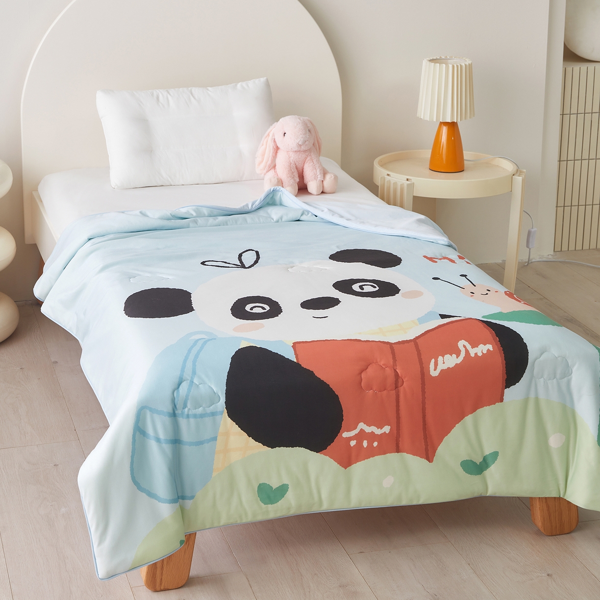 91家纺网 家纺一手货源 找家纺 荷马之梦 2026新款凉凉萌宠—原创卡通针织凉感山茶蚕丝儿童双感夏被夏凉被空调被 蜗牛熊猫