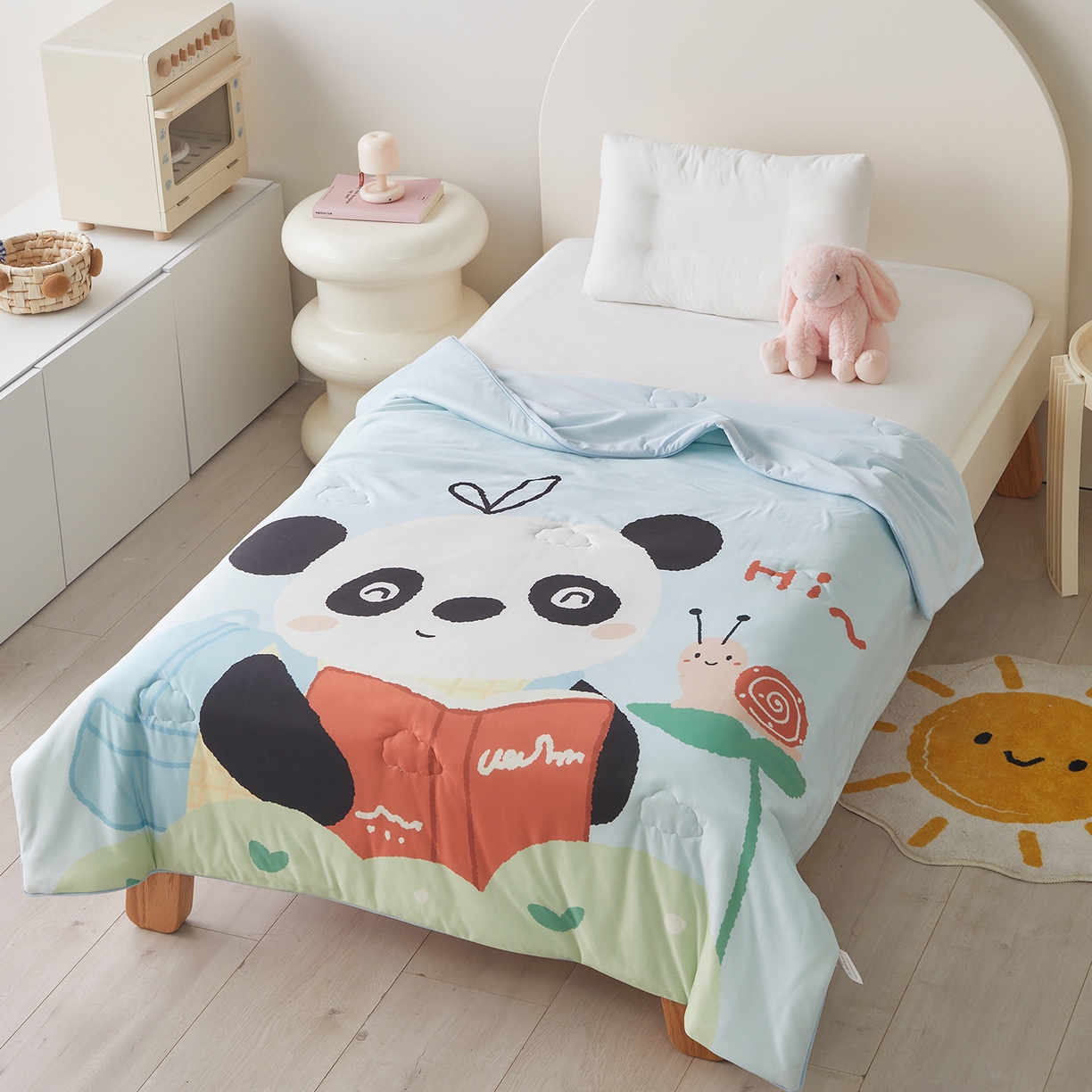 91家纺网 家纺一手货源 找家纺 荷马之梦 2026新款凉凉萌宠—原创卡通针织凉感山茶蚕丝儿童双感夏被夏凉被空调被 蜗牛熊猫