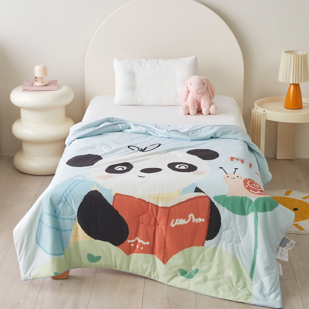 91家纺网 家纺一手货源 找家纺 荷马之梦 2026新款凉凉萌宠—原创卡通针织凉感山茶蚕丝儿童双感夏被夏凉被空调被 蜗牛熊猫