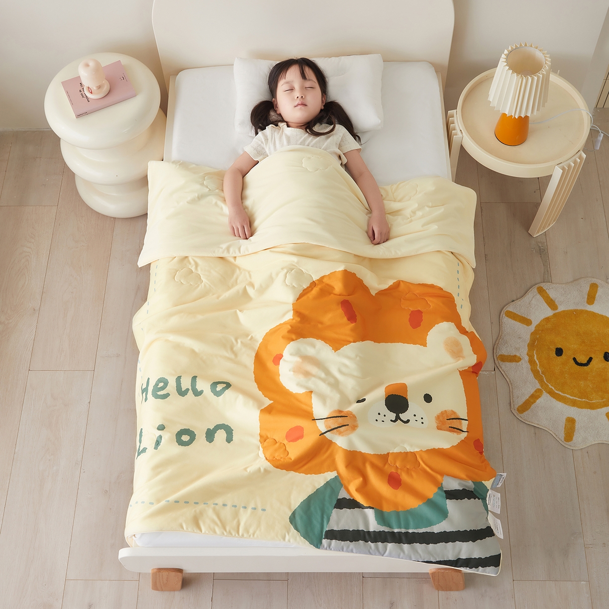 91家纺网 家纺一手货源 找家纺 荷马之梦 2026新款凉凉萌宠—原创卡通针织凉感山茶蚕丝儿童双感夏被夏凉被空调被 小狮子王