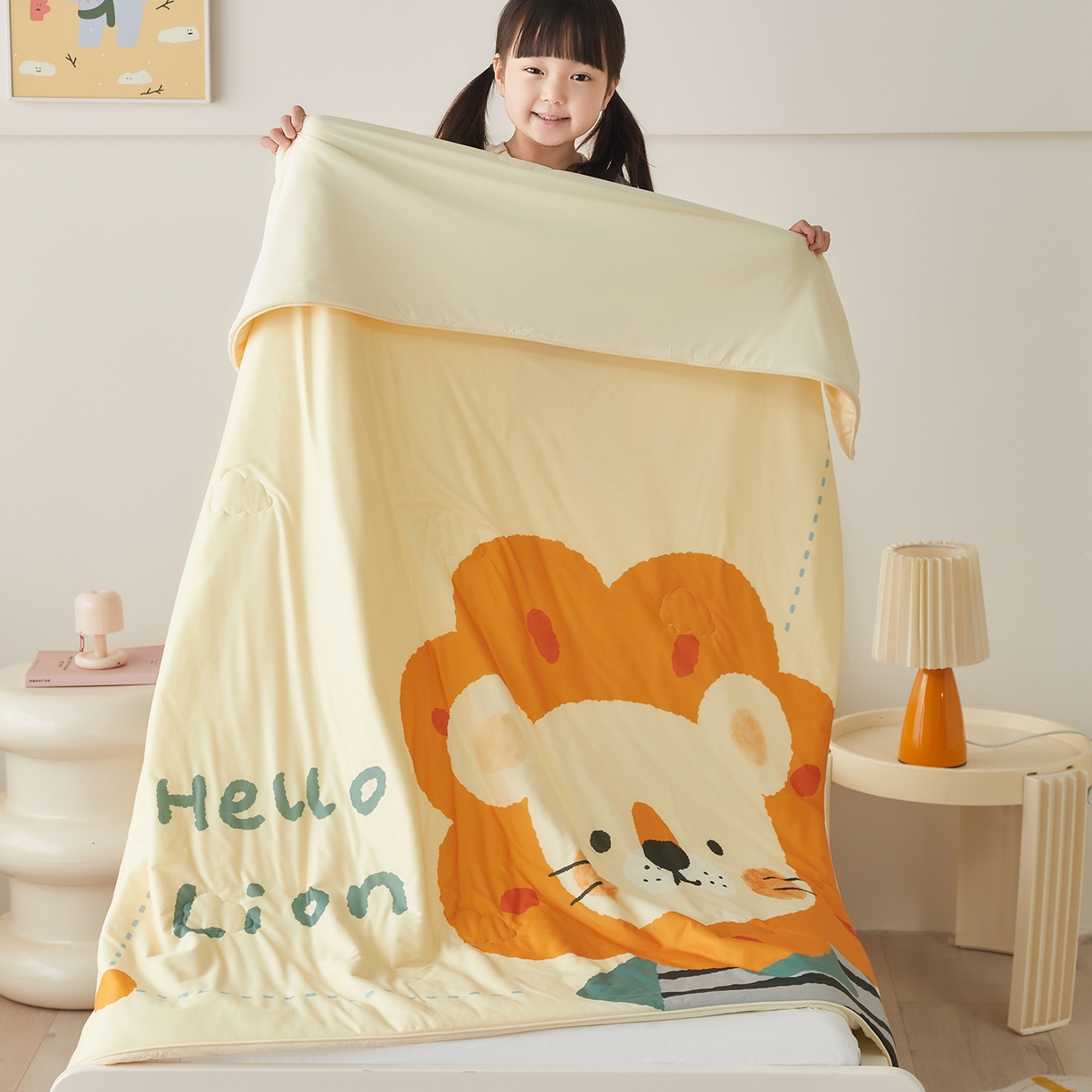 91家纺网 家纺一手货源 找家纺 荷马之梦 2026新款凉凉萌宠—原创卡通针织凉感山茶蚕丝儿童双感夏被夏凉被空调被 小狮子王