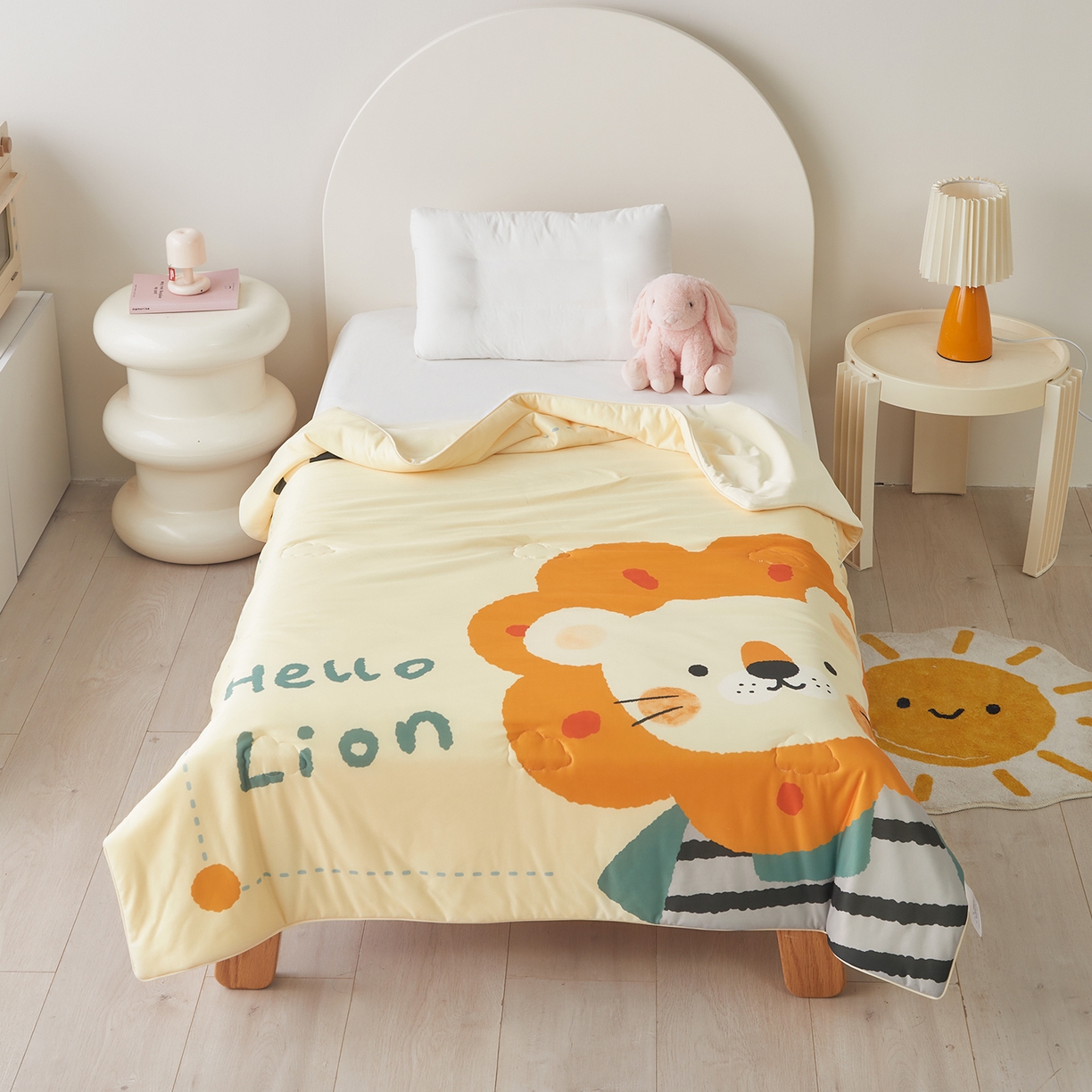 91家纺网 家纺一手货源 找家纺 荷马之梦 2026新款凉凉萌宠—原创卡通针织凉感山茶蚕丝儿童双感夏被夏凉被空调被 小狮子王