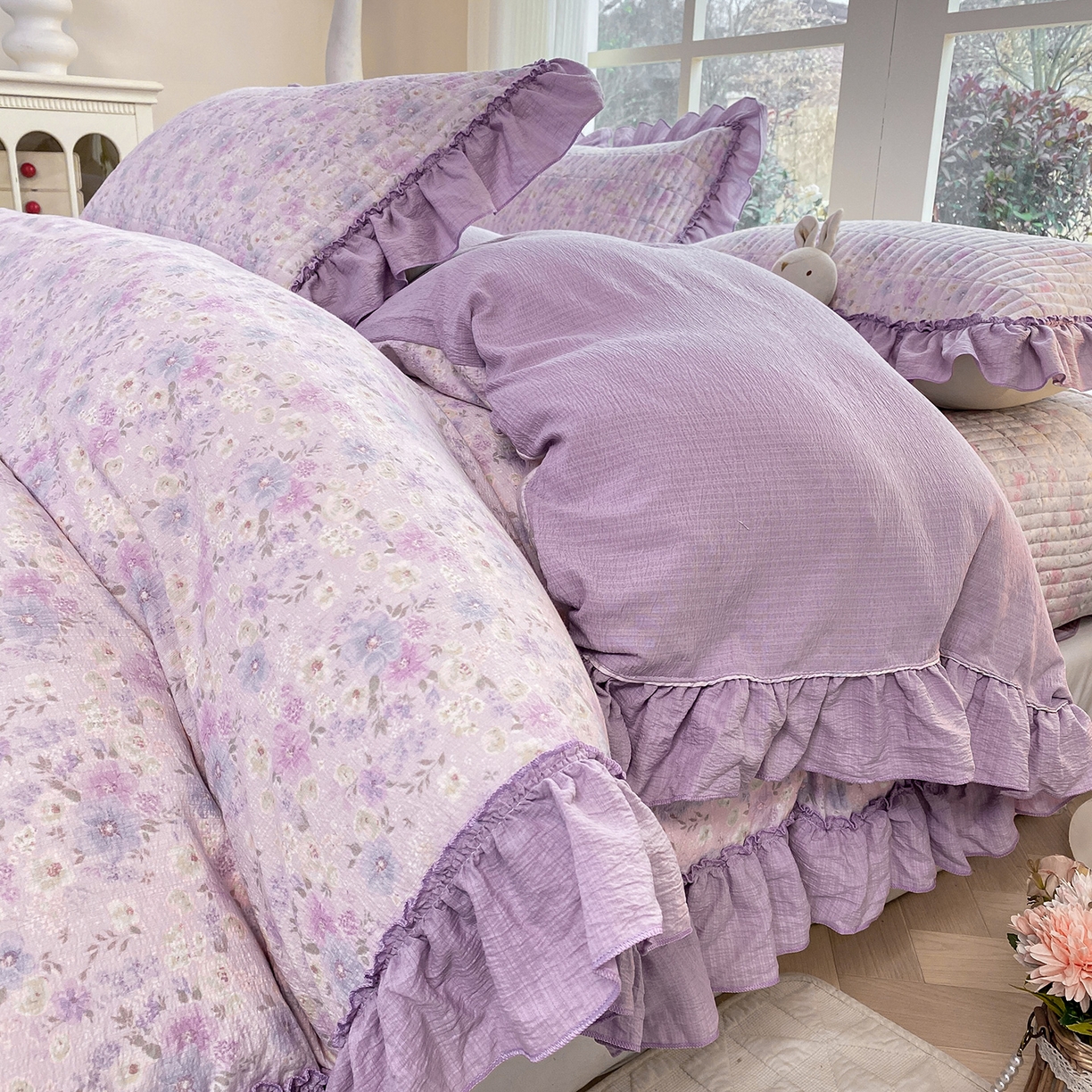 91家纺网 家纺一手货源 找家纺 眠势力 2026新款韩版双层纱花边被套云感皱皱纱被罩带花边 紫雾花汀