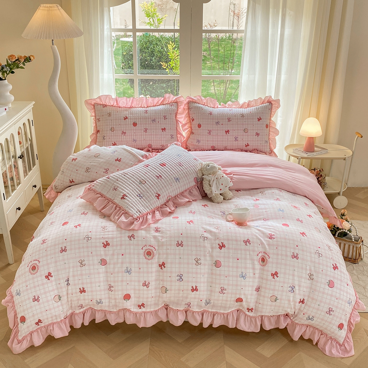 91家纺网 家纺一手货源 找家纺 眠势力 2026新款韩版双层纱花边被套云感皱皱纱被罩带花边 草莓蝴蝶结