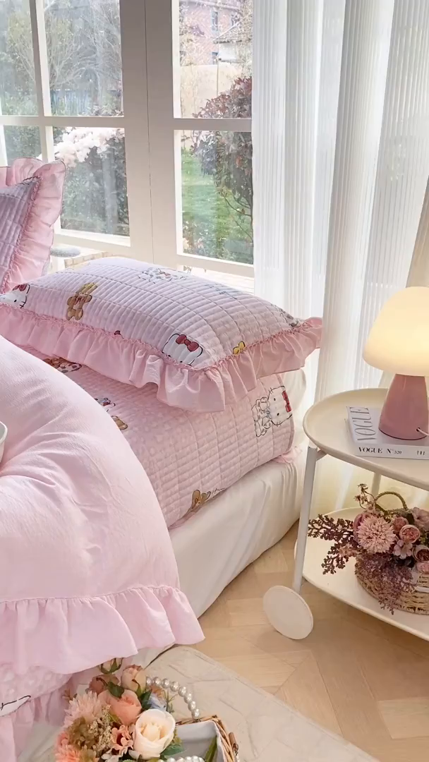 91家纺网 家纺一手货源 找家纺 眠势力 2026新款韩版双层纱花边被套云感皱皱纱被罩带花边 哈喽猫咪