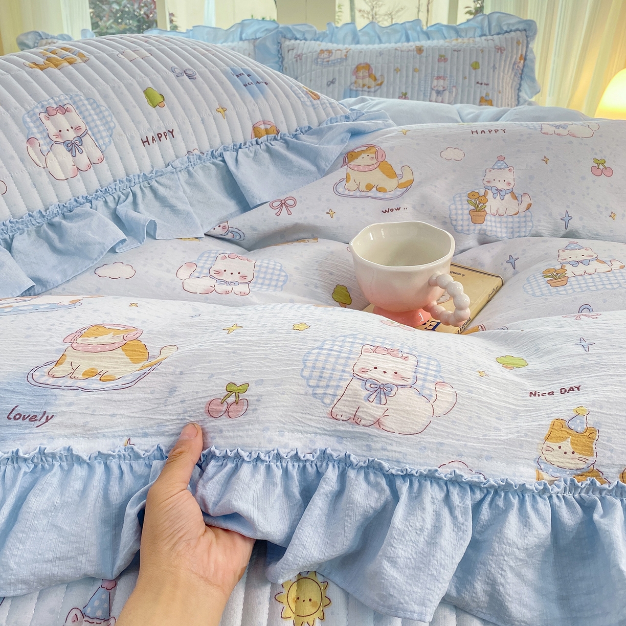 91家纺网 家纺一手货源 找家纺 眠势力 2026新款韩版双层纱花边被套云感皱皱纱被罩带花边 海盐奶猫