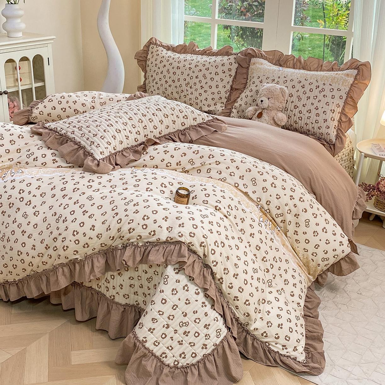 91家纺网 家纺一手货源 找家纺 眠势力 2026新款韩版双层纱花边被套云感皱皱纱被罩带花边 金蝶逐影