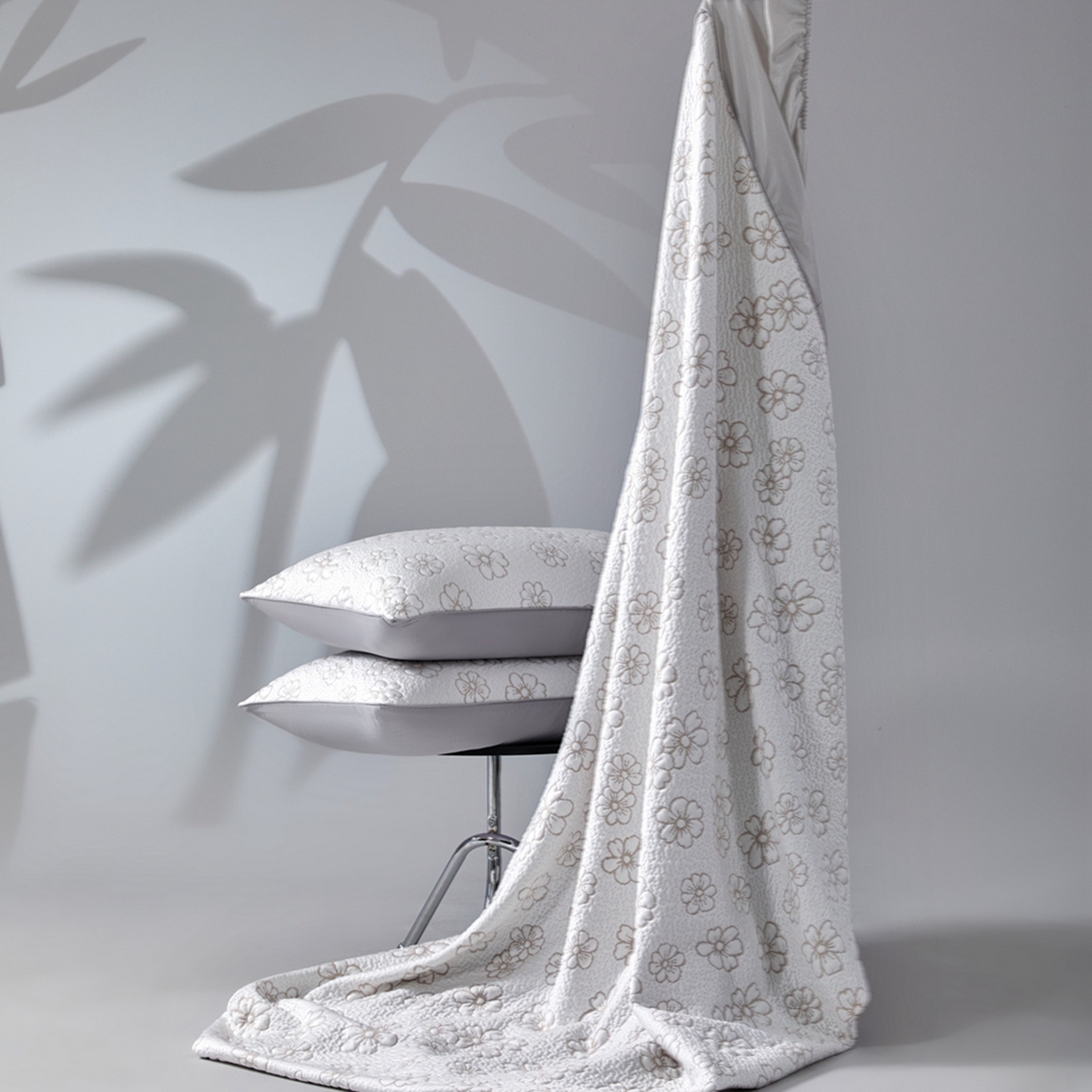 91家纺网 家纺一手货源 找家纺 满座家居 2026新款乙纶高冰凉感高分子PE凉席床笠款冰丝席三件套 朝禾