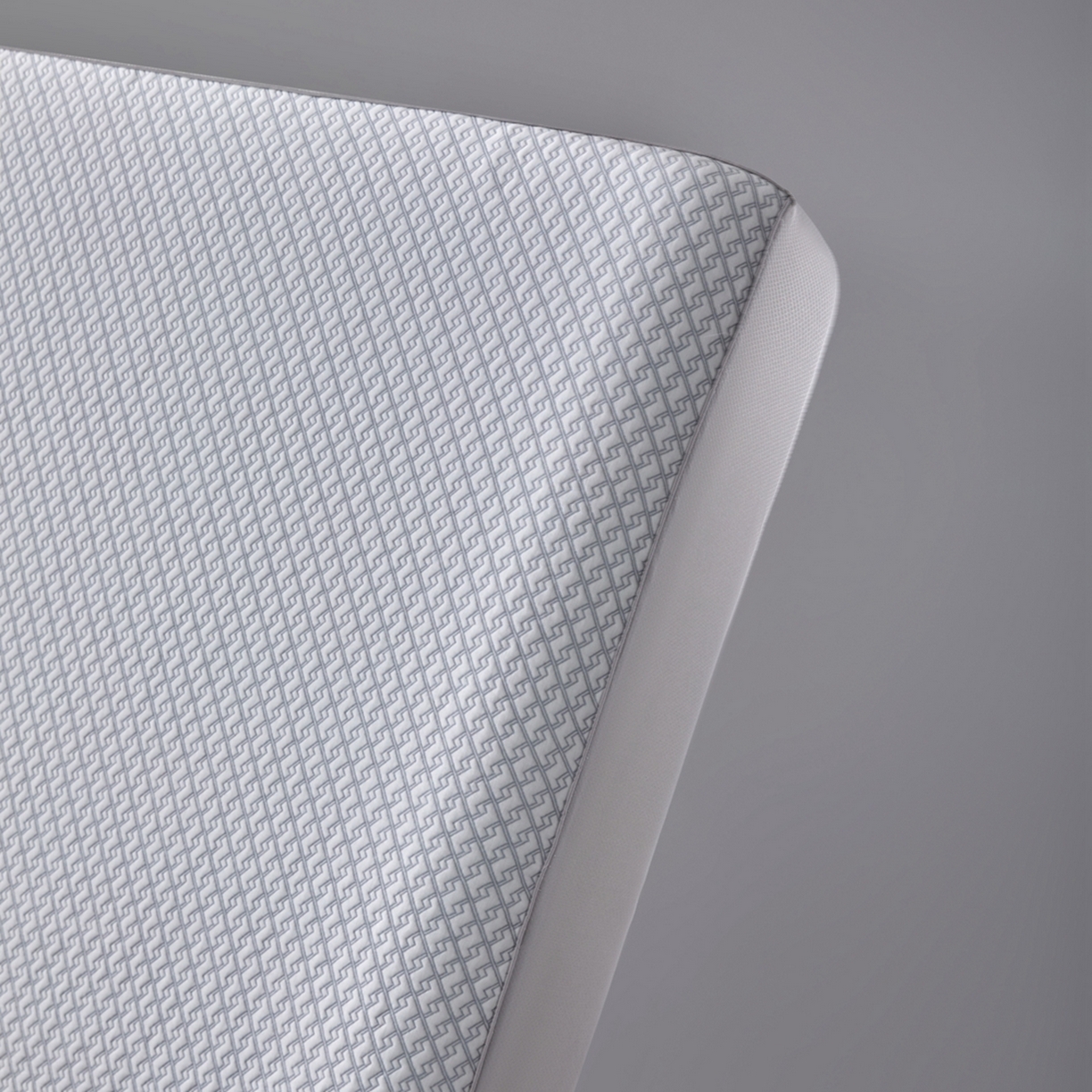 91家纺网 家纺一手货源 找家纺 满座家居 2026新款乙纶高冰凉感高分子PE凉席床笠款冰丝席三件套 简奢