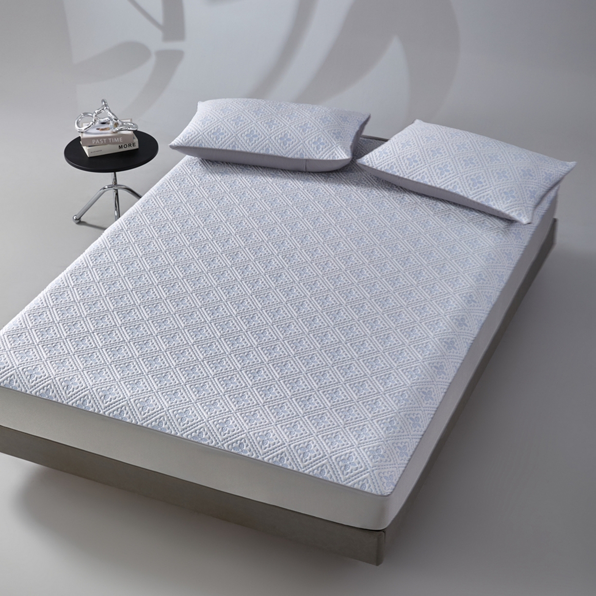 91家纺网 家纺一手货源 找家纺 满座家居 2026新款乙纶高冰凉感高分子PE凉席床笠款冰丝席三件套 芸禧