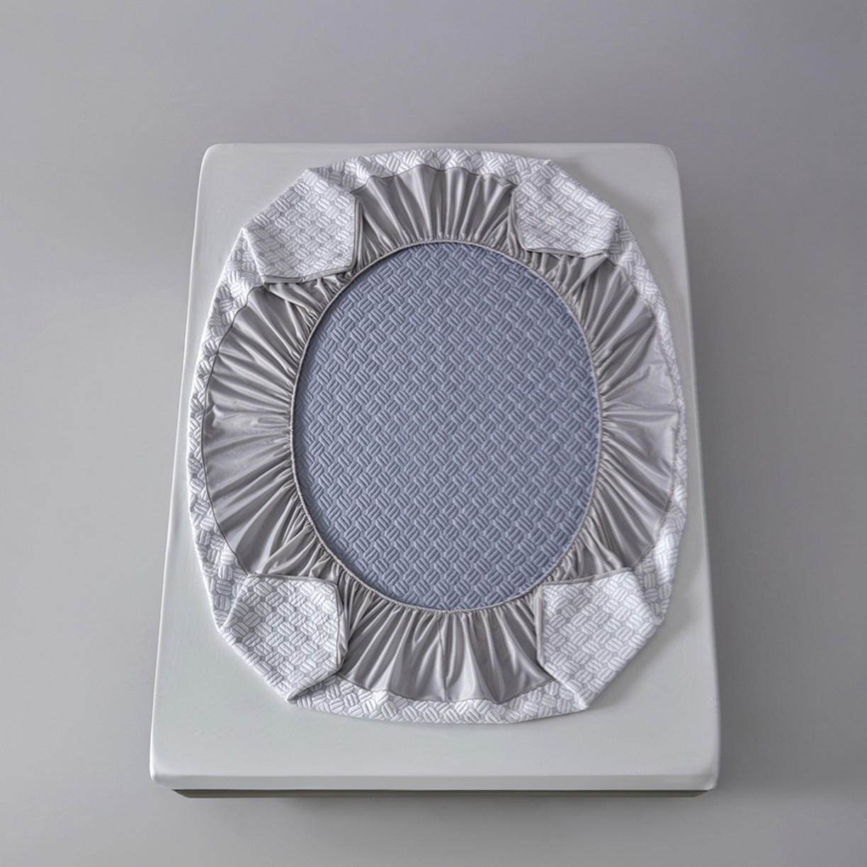 91家纺网 家纺一手货源 找家纺 满座家居 2026新款乙纶高冰凉感高分子PE凉席床笠款冰丝席三件套 清澜