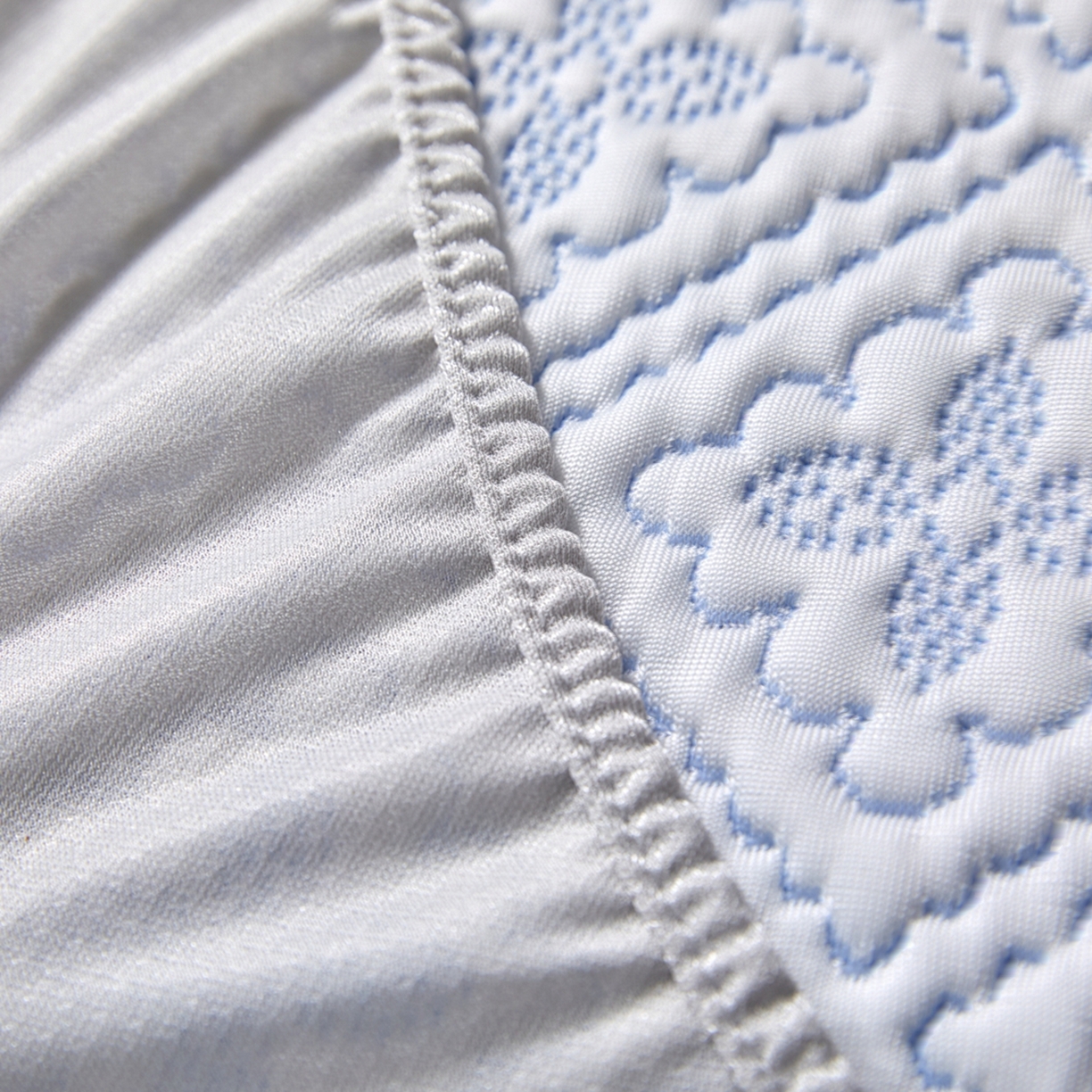 91家纺网 家纺一手货源 找家纺 满座家居 2026新款乙纶高冰凉感高分子PE凉席床笠款冰丝席三件套 芸禧