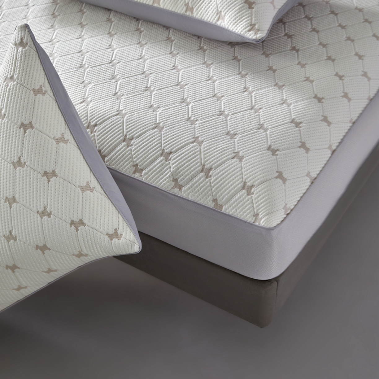 91家纺网 家纺一手货源 找家纺 满座家居 2026新款乙纶高冰凉感高分子PE凉席床笠款冰丝席三件套 锦驭