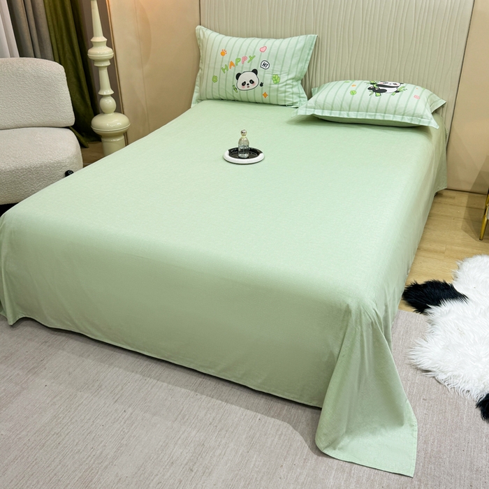 91家纺网 家纺一手货源 找家纺 红日子纺织品 2026新款13070全棉纯棉数码印花大版印花四件套 熊猫抱竹-绿