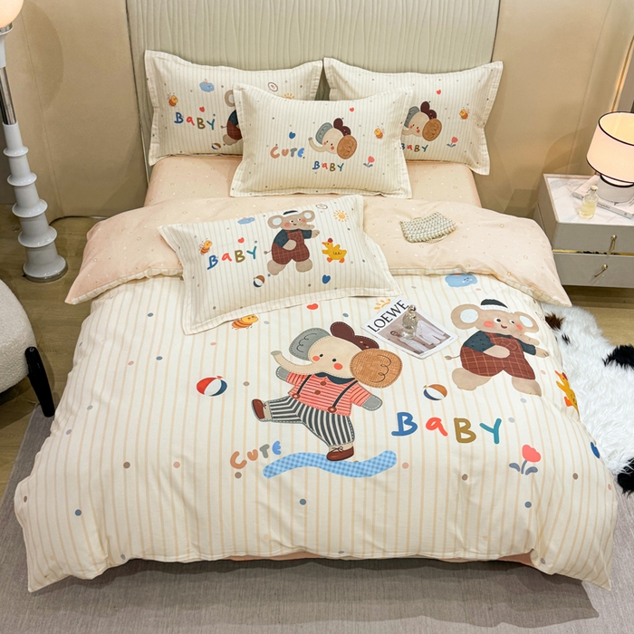 91家纺网 家纺一手货源 找家纺 红日子纺织品 2026新款13070全棉纯棉数码印花大版印花四件套 小象乐园-卡